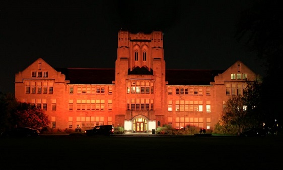 lightening-up-iconic-monuments-in-orange-color